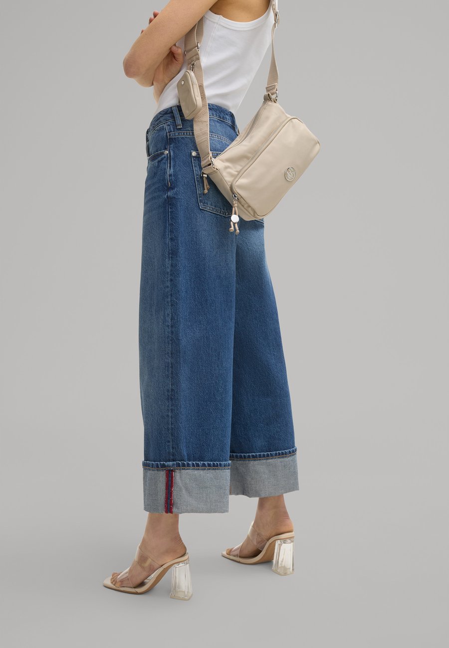 

Сумка кросс-боди JOOP! Jeans LIETISSIMO JASMINA SHOULDER, Sand/Beige