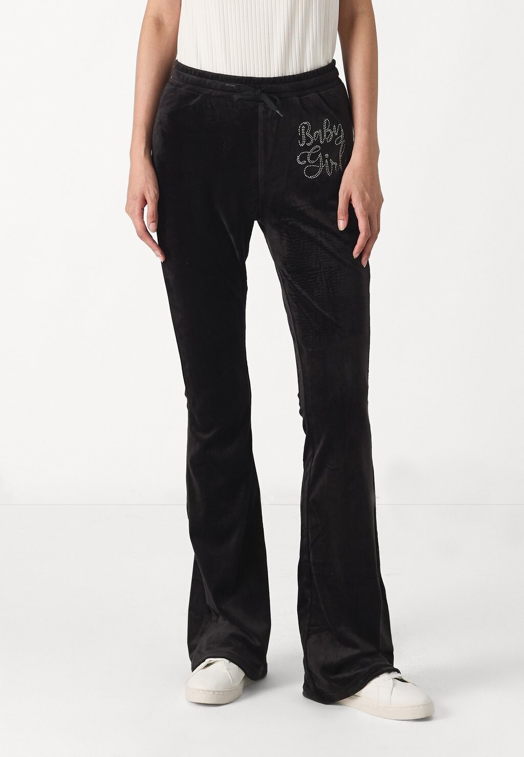 

Спортивные штаны NMVALERIE PANTS Noisy May, черный