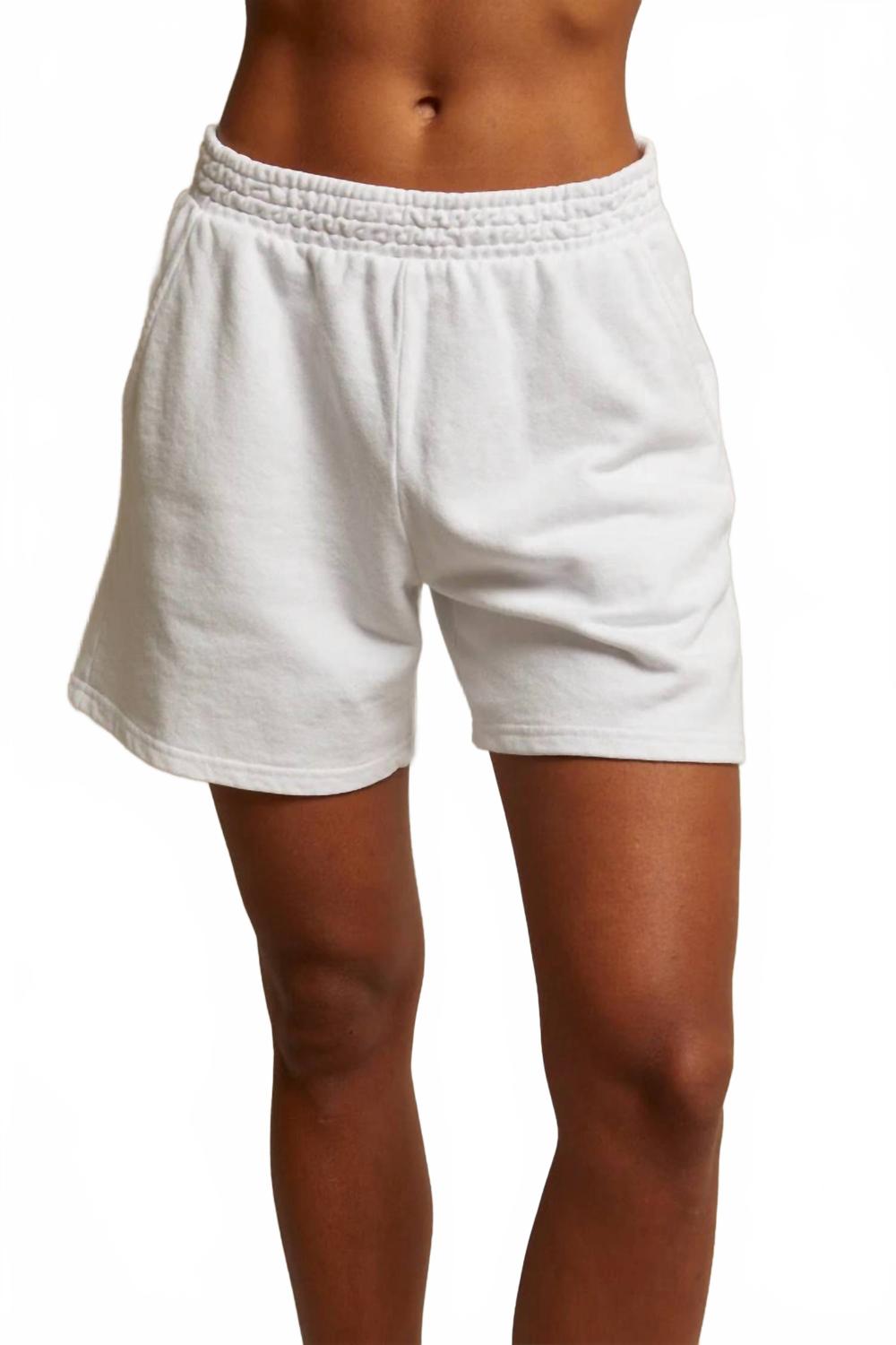 

Бархатные шорты французский велюр в белом PERFECTWHITETEE