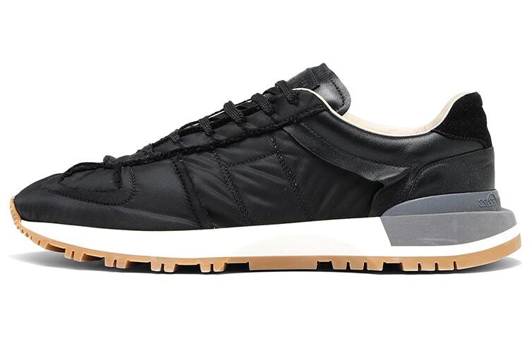 

Кроссовки Maison Margiela Runner Evolution, черный / белый