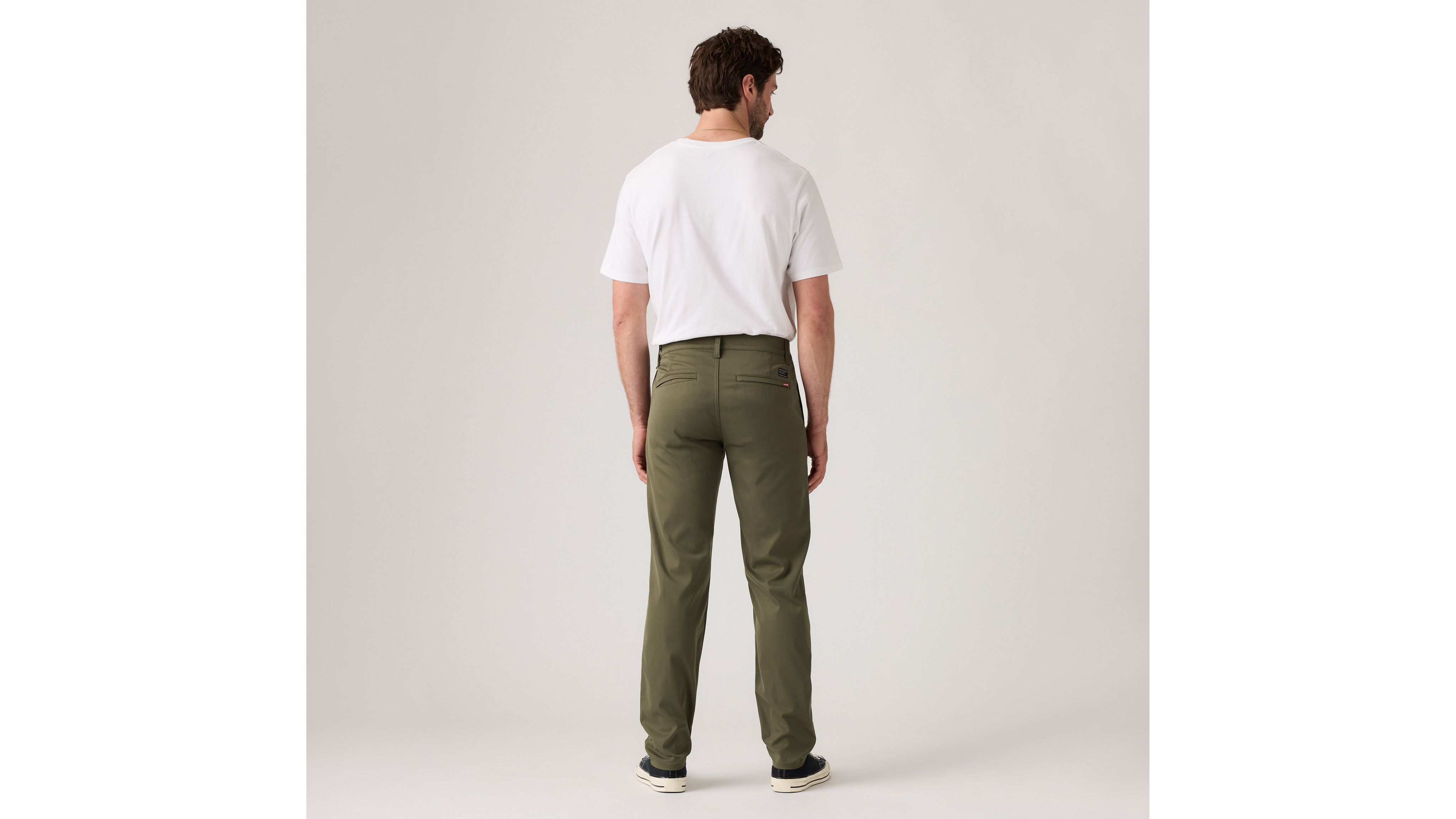 Мужские брюки Xx Chino Standard Taper Tech+ Levi's, Army Green - Green — фото 3