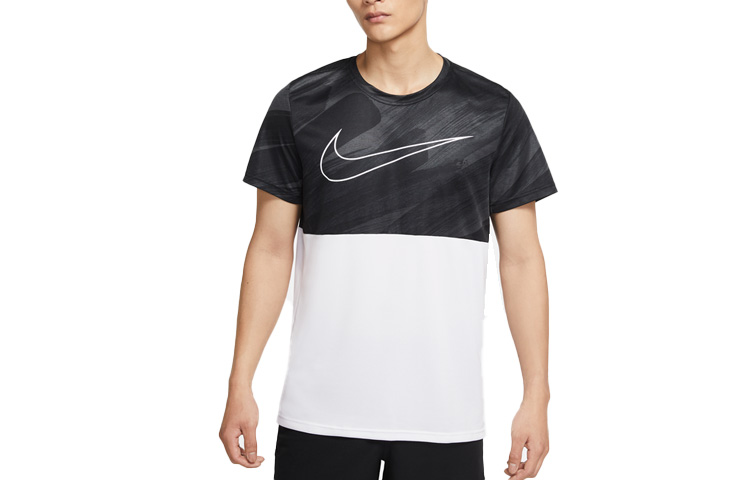 

Футболка Dri Fit мужская черно-белая Nike
