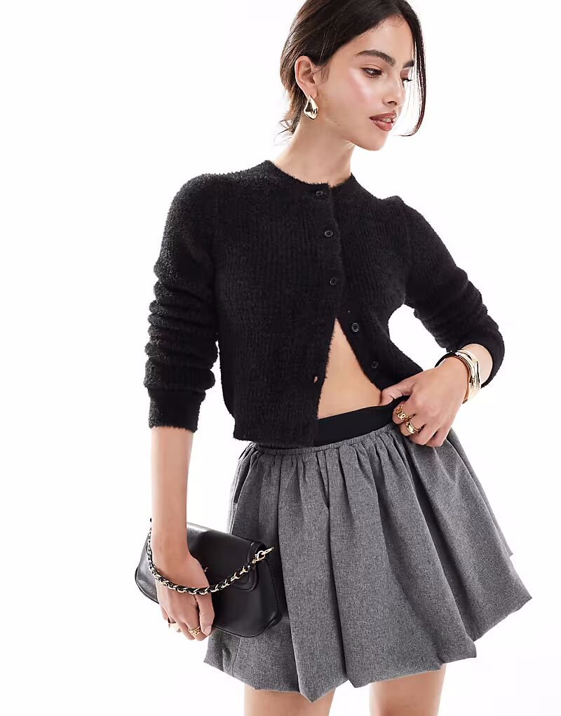

Приталенный кардиган ASOS DESIGN из пушистой пряжи черного цвета