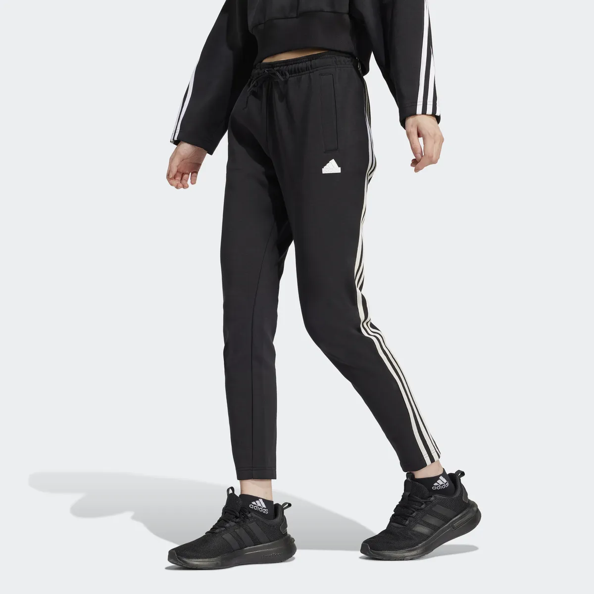 

Спортивные брюки Adidas Sportswear "W FI 3S SLIM PT" (1 шт.), белый