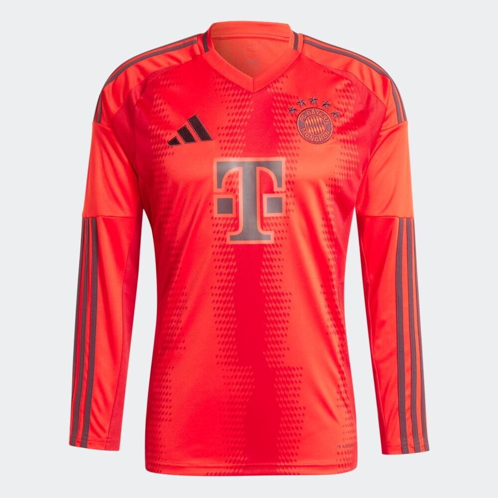 

Униформа Adidas FC Bayern 24/25 long sleeve home uniform, красный