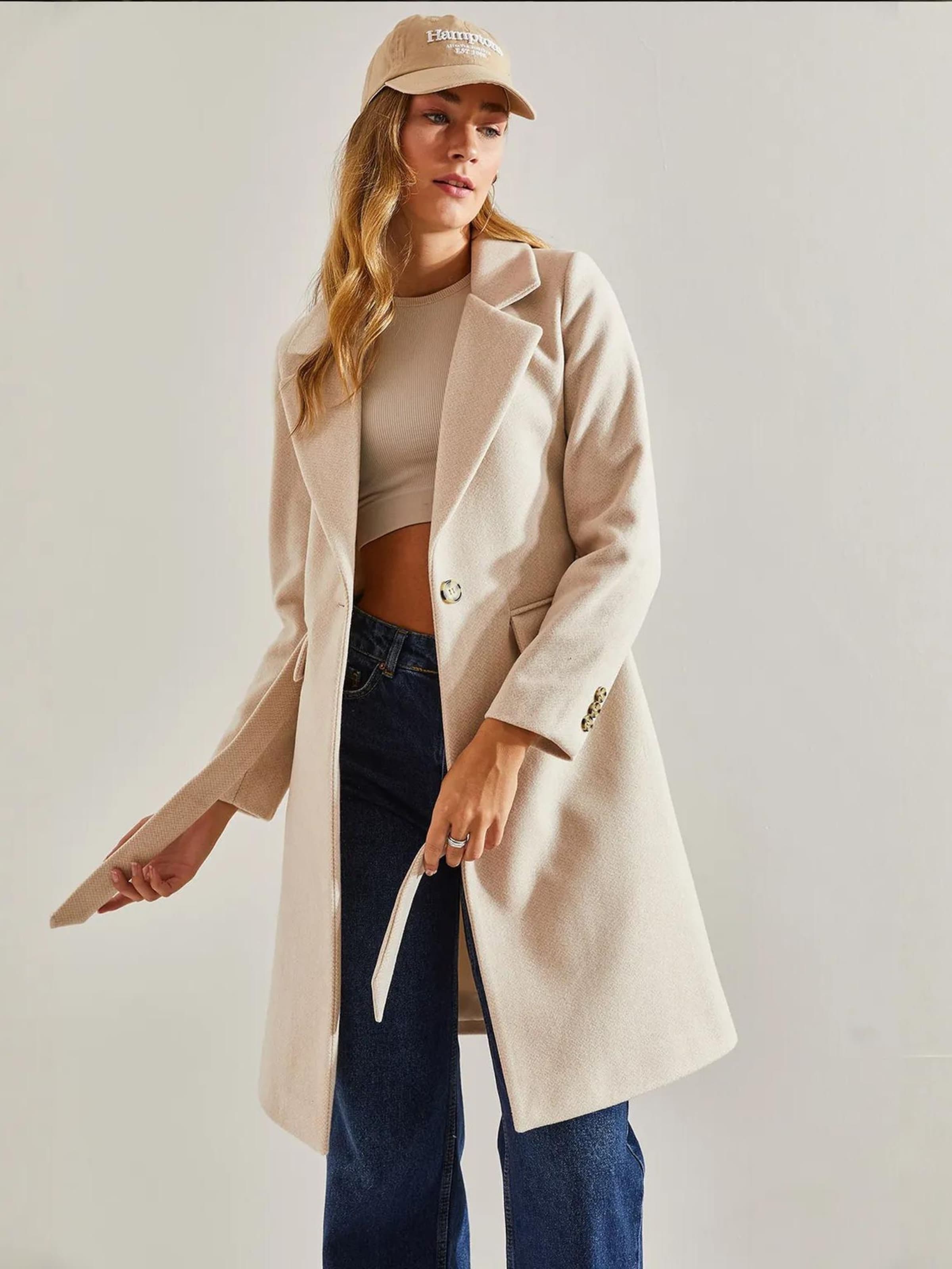 

Bianco Lucci Межсезонное пальто в бежевом цвете