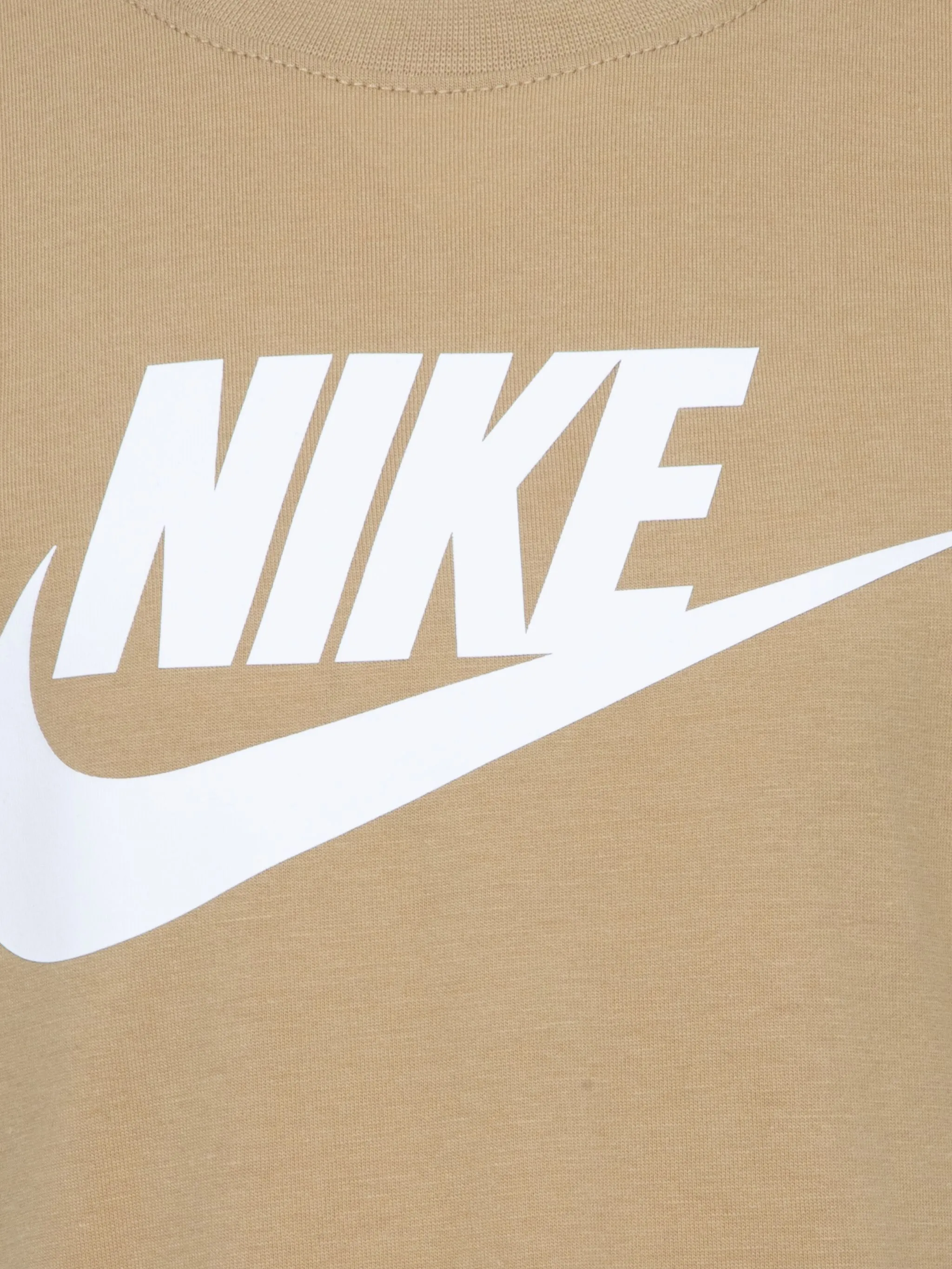 Комплект из футболки и шортов с логотипом Nike Kids, коричневый — фото 3
