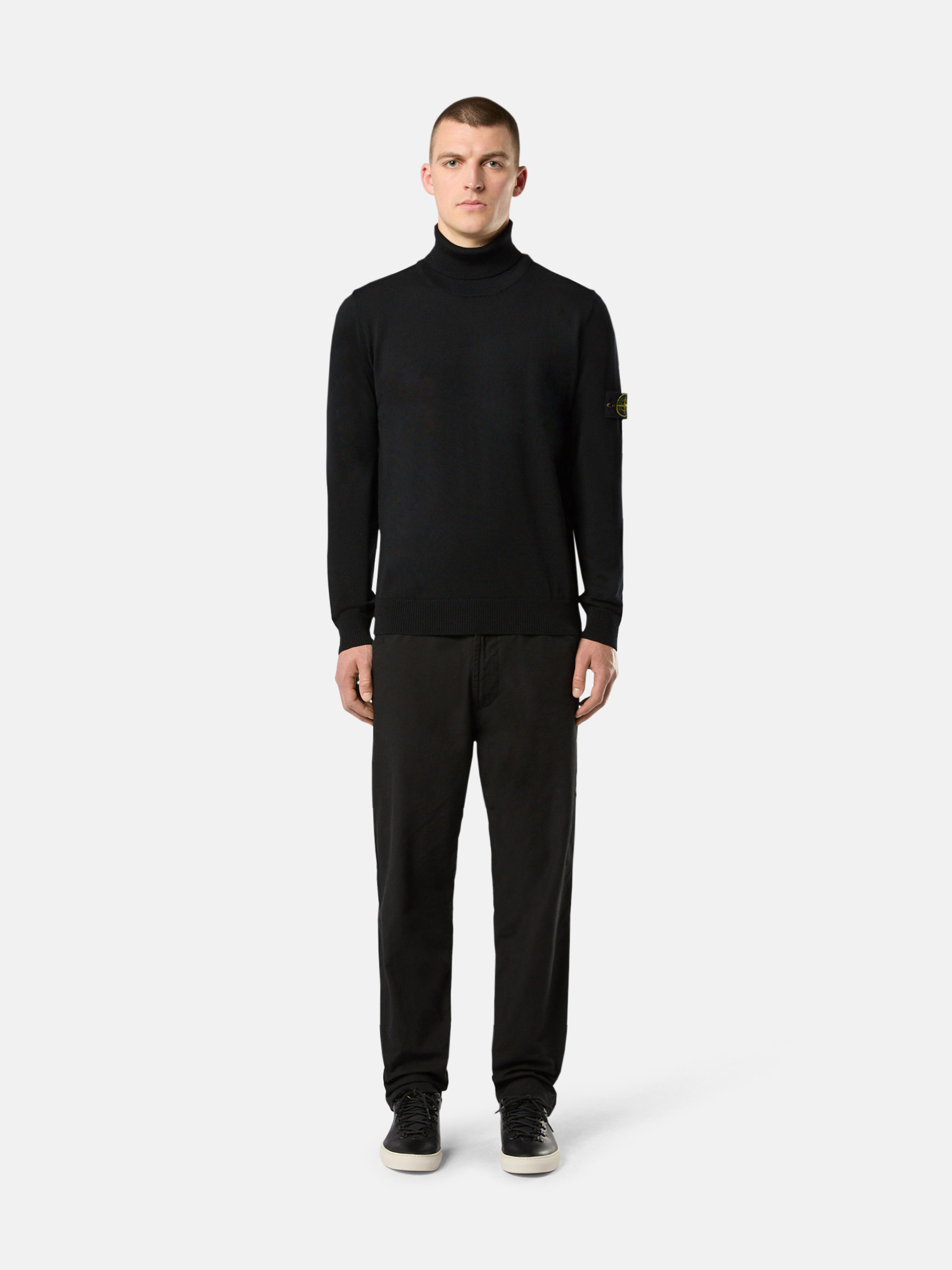 Водолазка с ребристыми краями Stone Island 5100025 LIGHT RWS PURE WOOL, черный — фото 2