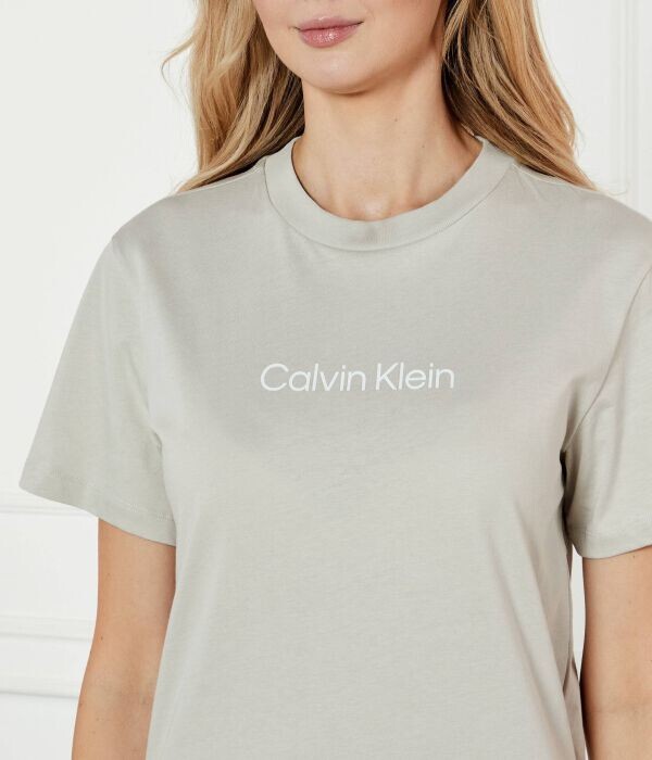 Футболка женская Calvin Klein хлопковая классического кроя, серый — фото 4