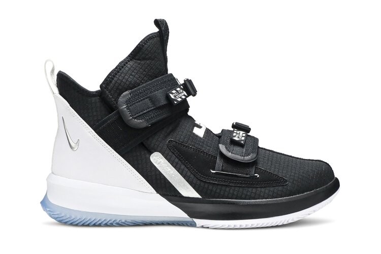 

Кроссовки Nike LeBron Soldier 13 'Chrome', черный