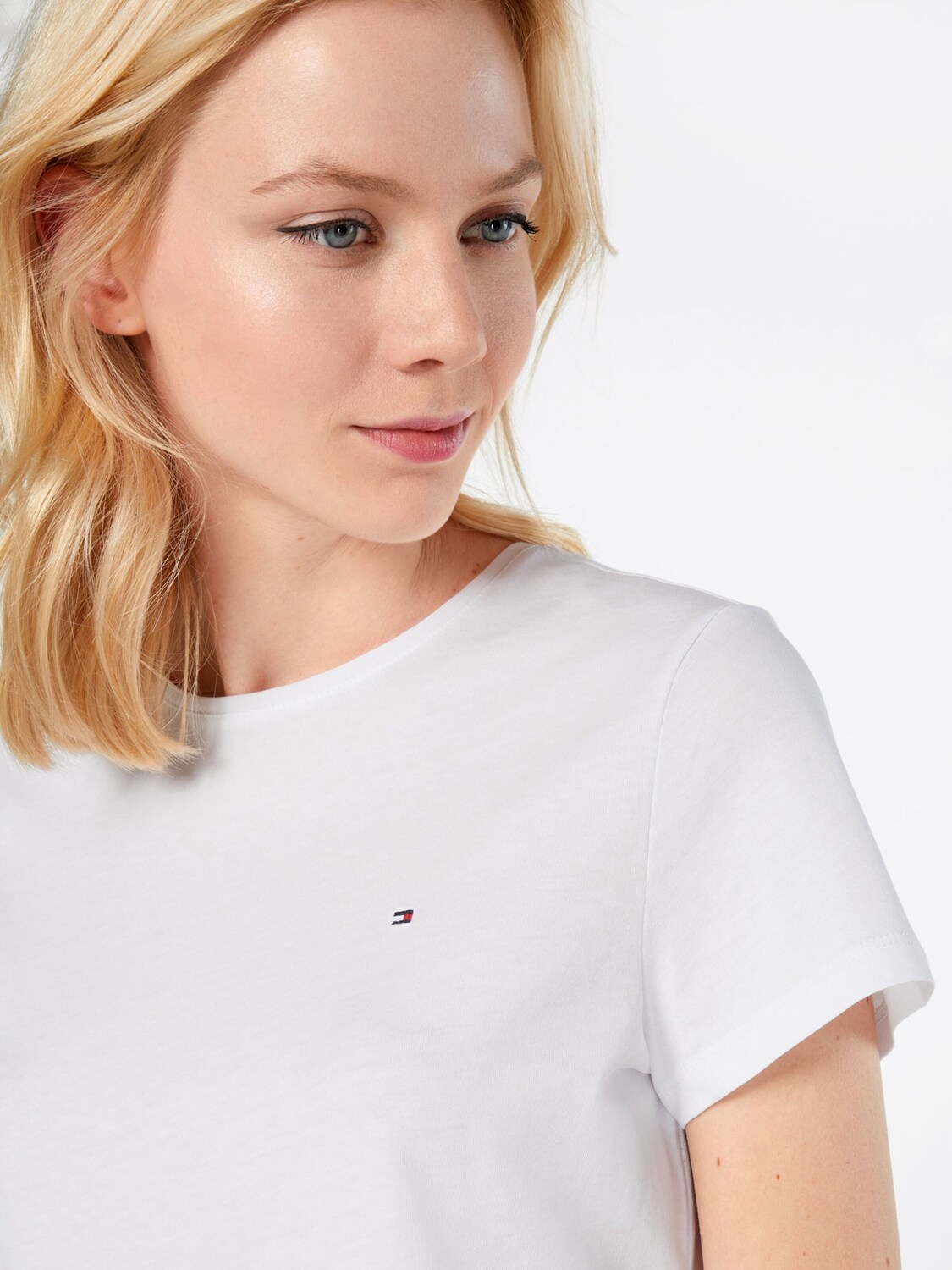 TOMMY HILFIGER Футболка 'Heritage' в белом цвете — фото 2
