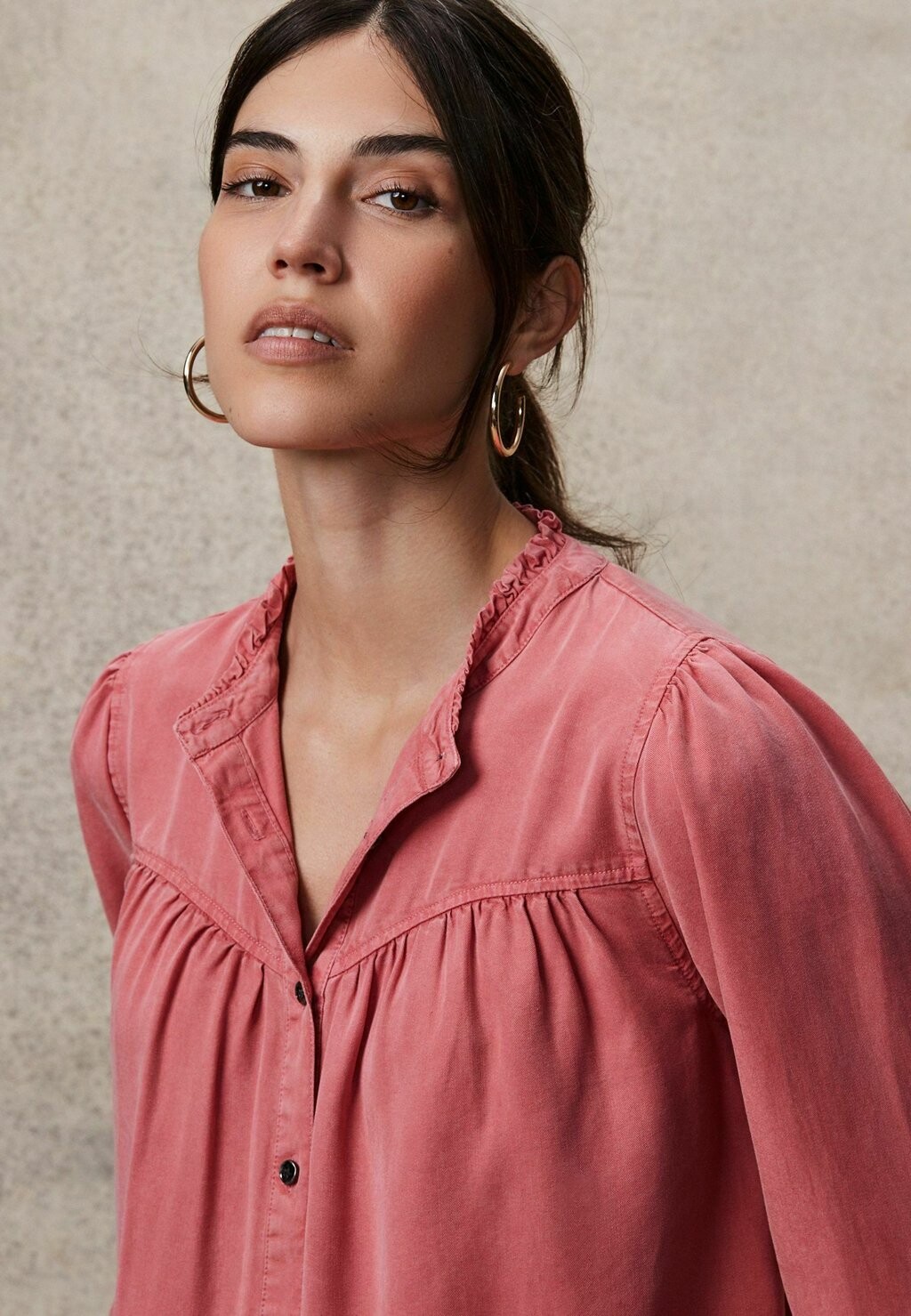 

Блузка на пуговицах WASHED RUFFLE NECK LONG SLEEVE Next, розовый