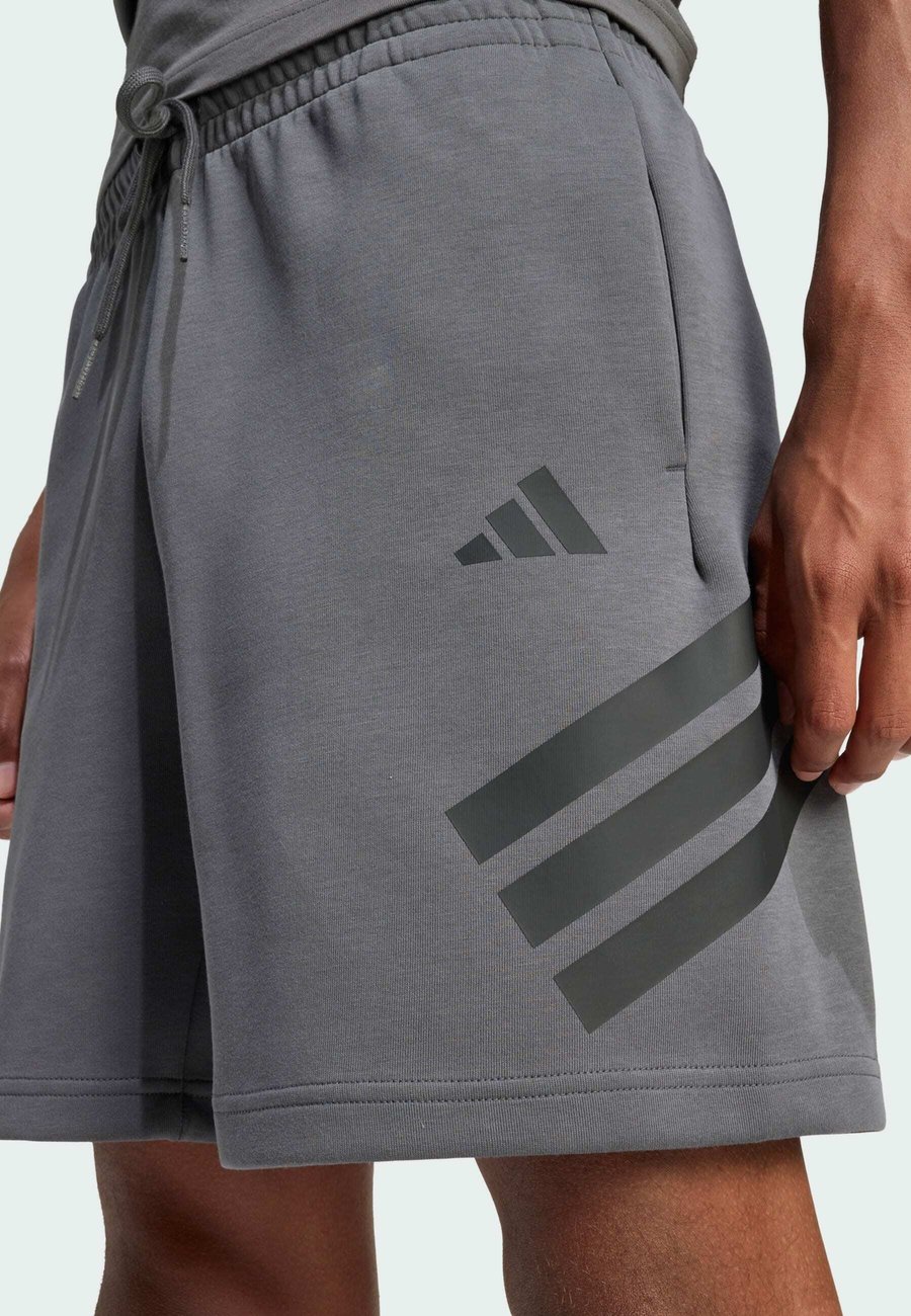 Спортивные шорты Adidas Sportswear M FI 3S SHO, Grey Six/Grey — фото 3