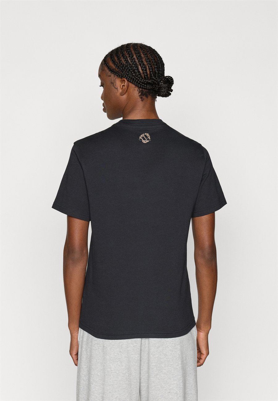 Футболка Adidas Sportswear ANIMAL , Black — фото 3