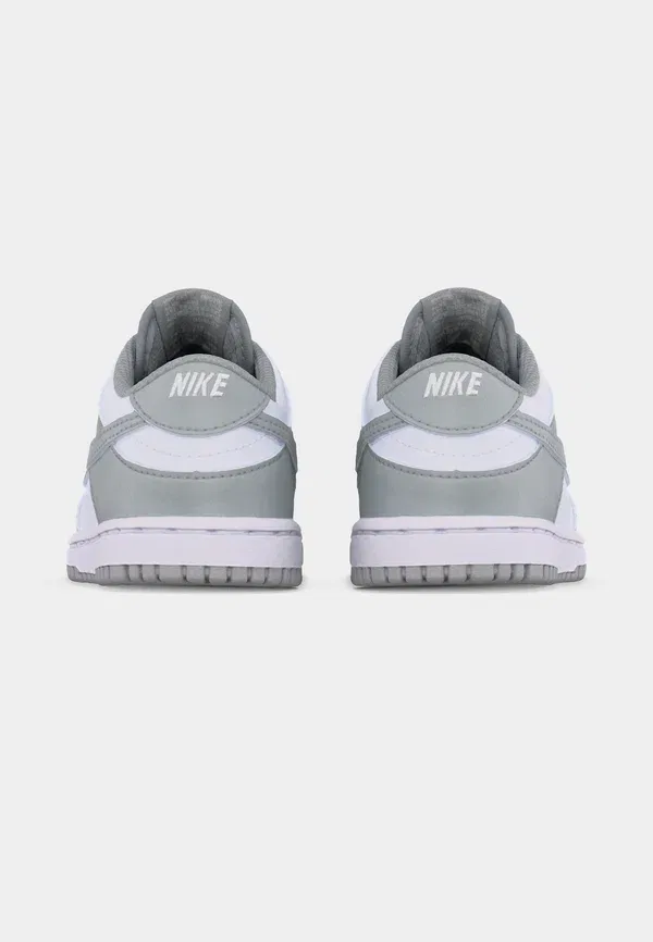 Кроссовки Nike Sportswear Dunk, белый/светло-дымчато-серый — фото 4