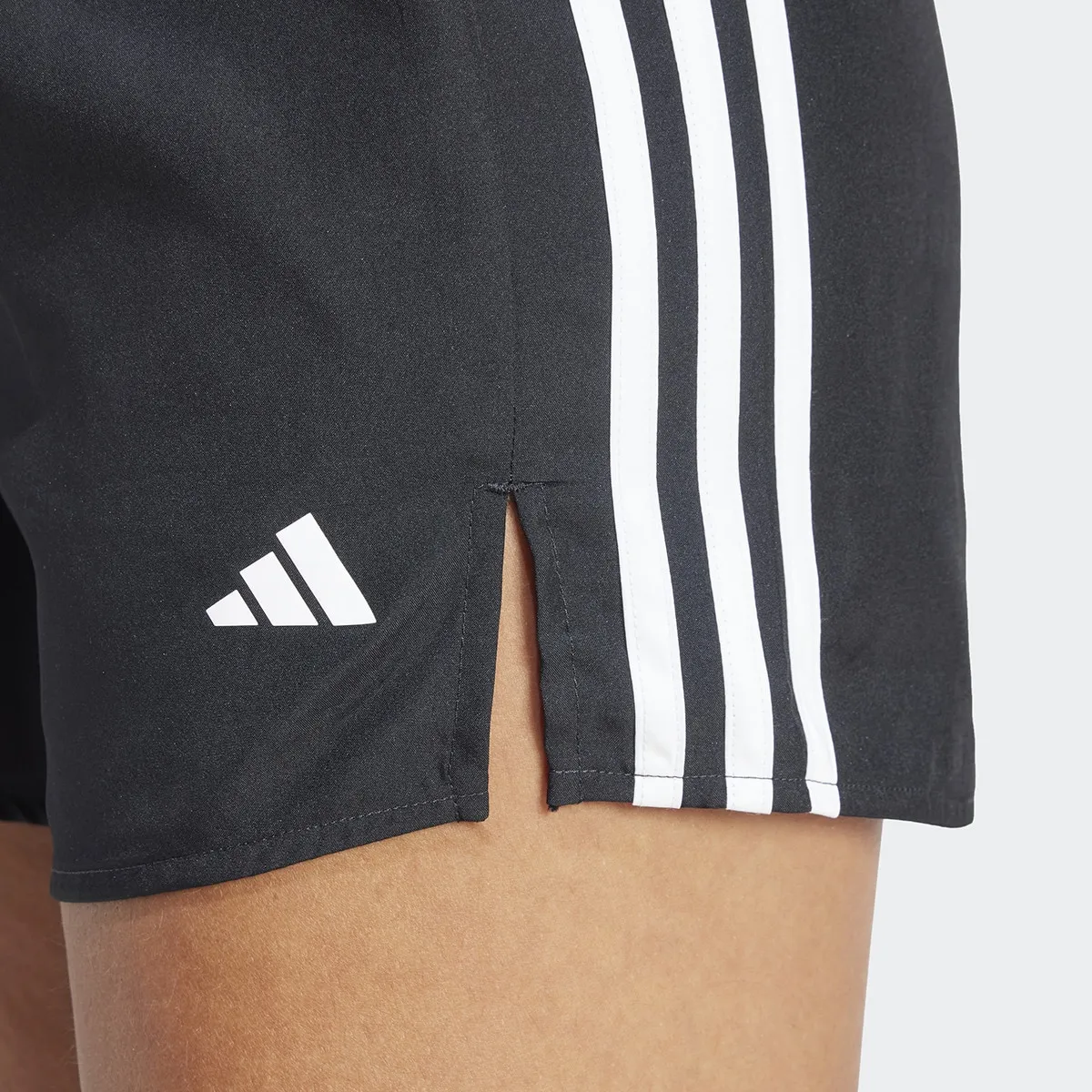 Женские шорты High-Rise с тремя полосками Adidas, черный — фото 3