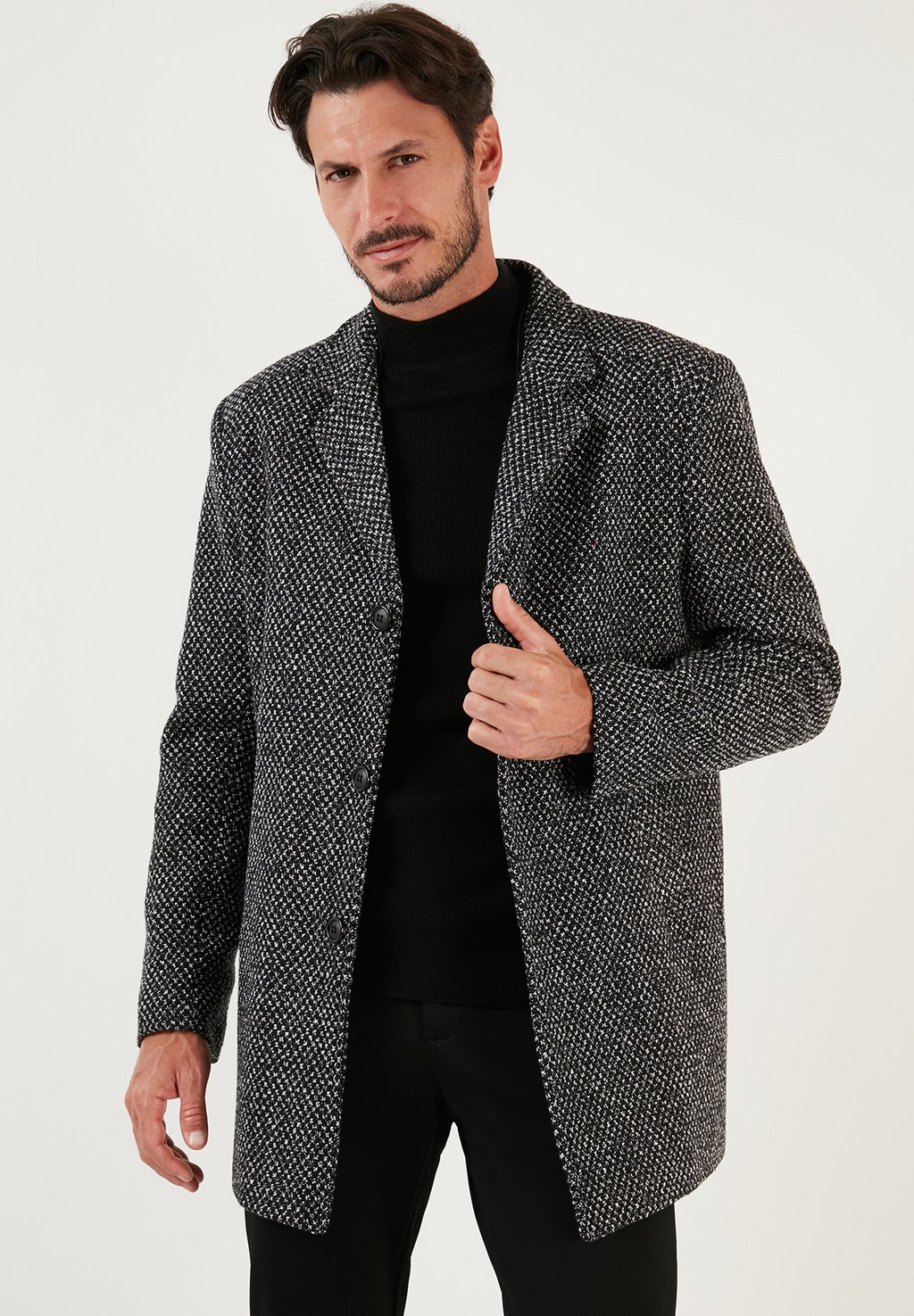

Короткое пальто Classic coat Buratti, цвет Mottled Black, Черный, Короткое пальто Classic coat Buratti, цвет Mottled Black