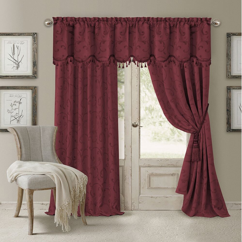 

Elrene Home Fashions Mia Жаккардовые затемняющие оконные занавески с прокруткой, цвет Rouge