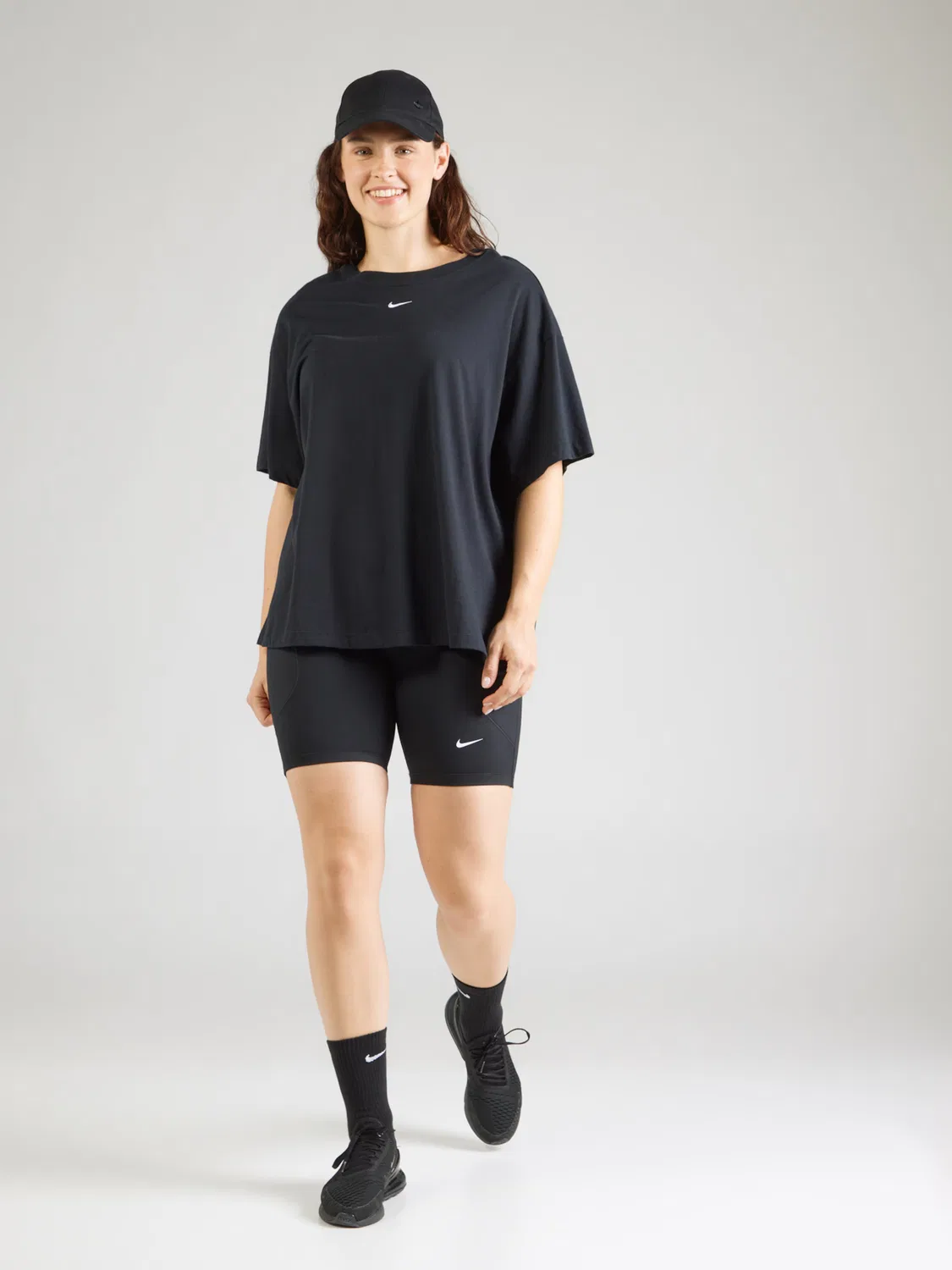 Облегающие спортивные шорты Nike ONE черного цвета — фото 4