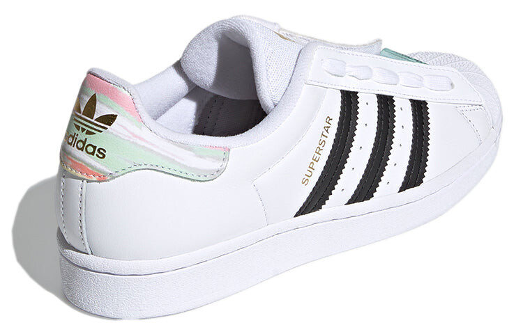 Кроссовки женские Adidas Superstar I Love Dance, белый — фото 4