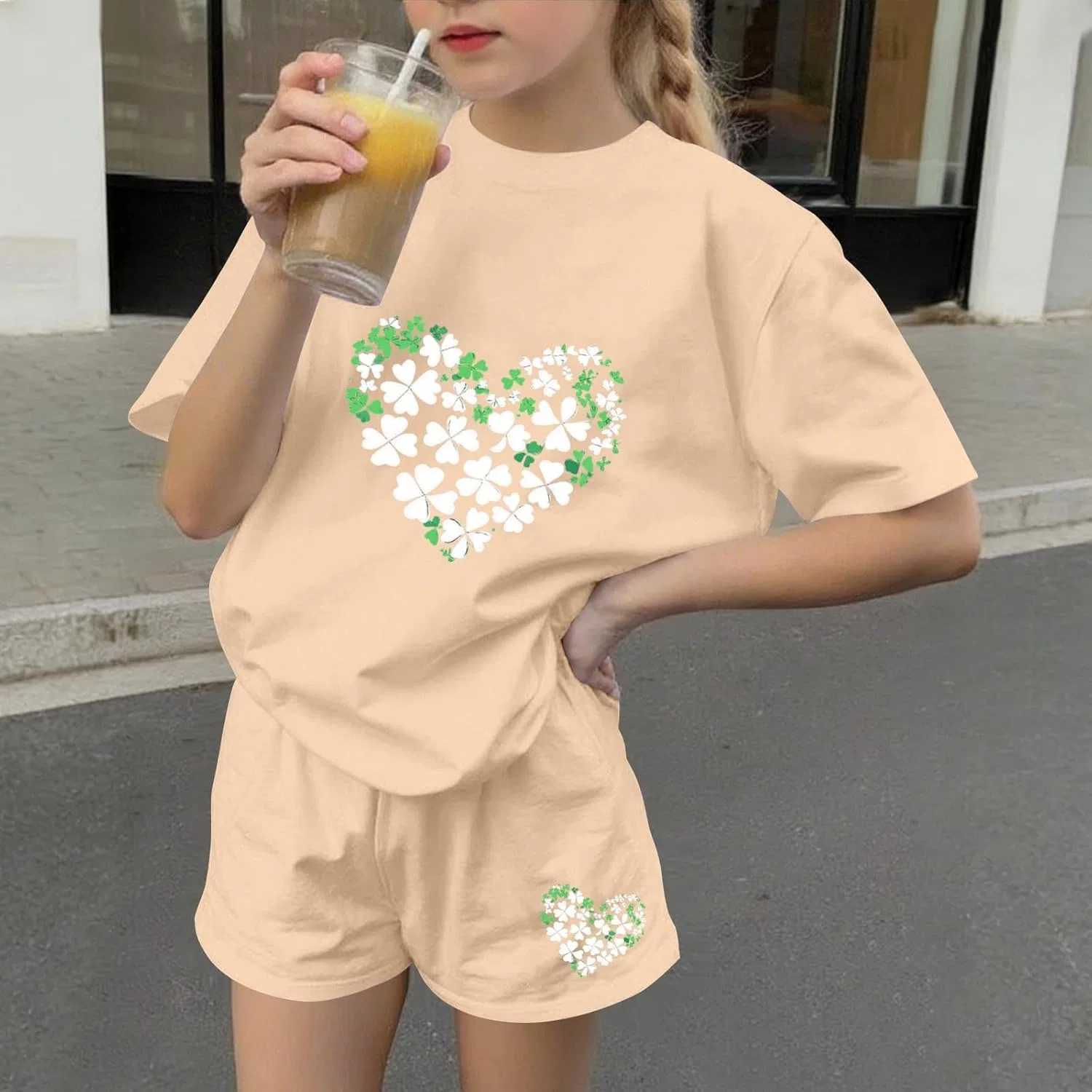 Детский костюм с графическим принтом Zzalalana, 2 предмета: футболка и шорты, Beige — фото 2