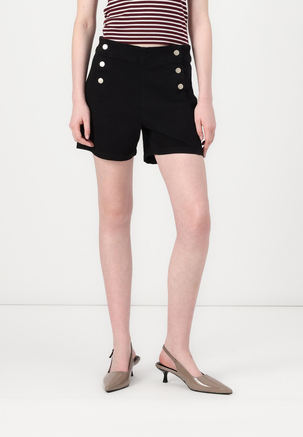 

Джинсовые шорты VMKAYLA Vero Moda, черный