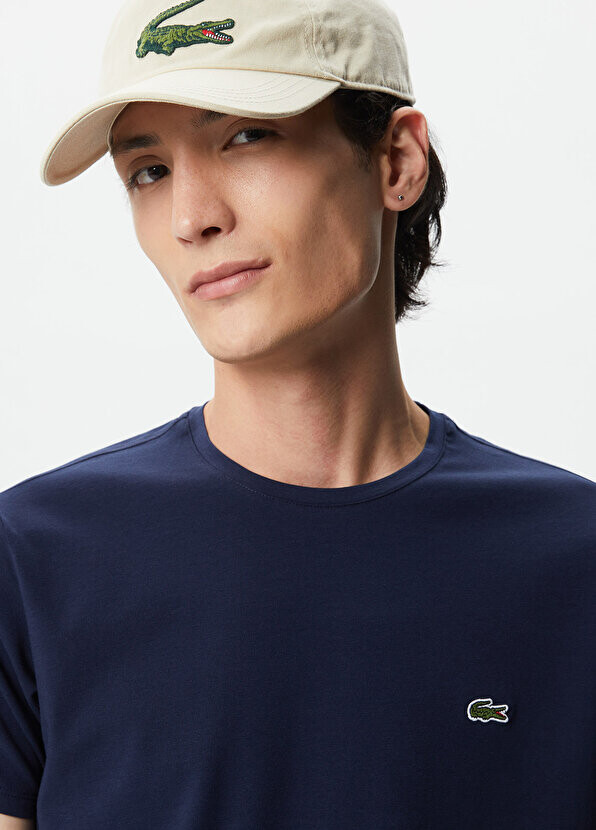 Мужская приталенная футболка с круглым вырезом темно-синего цвета Lacoste — фото 2