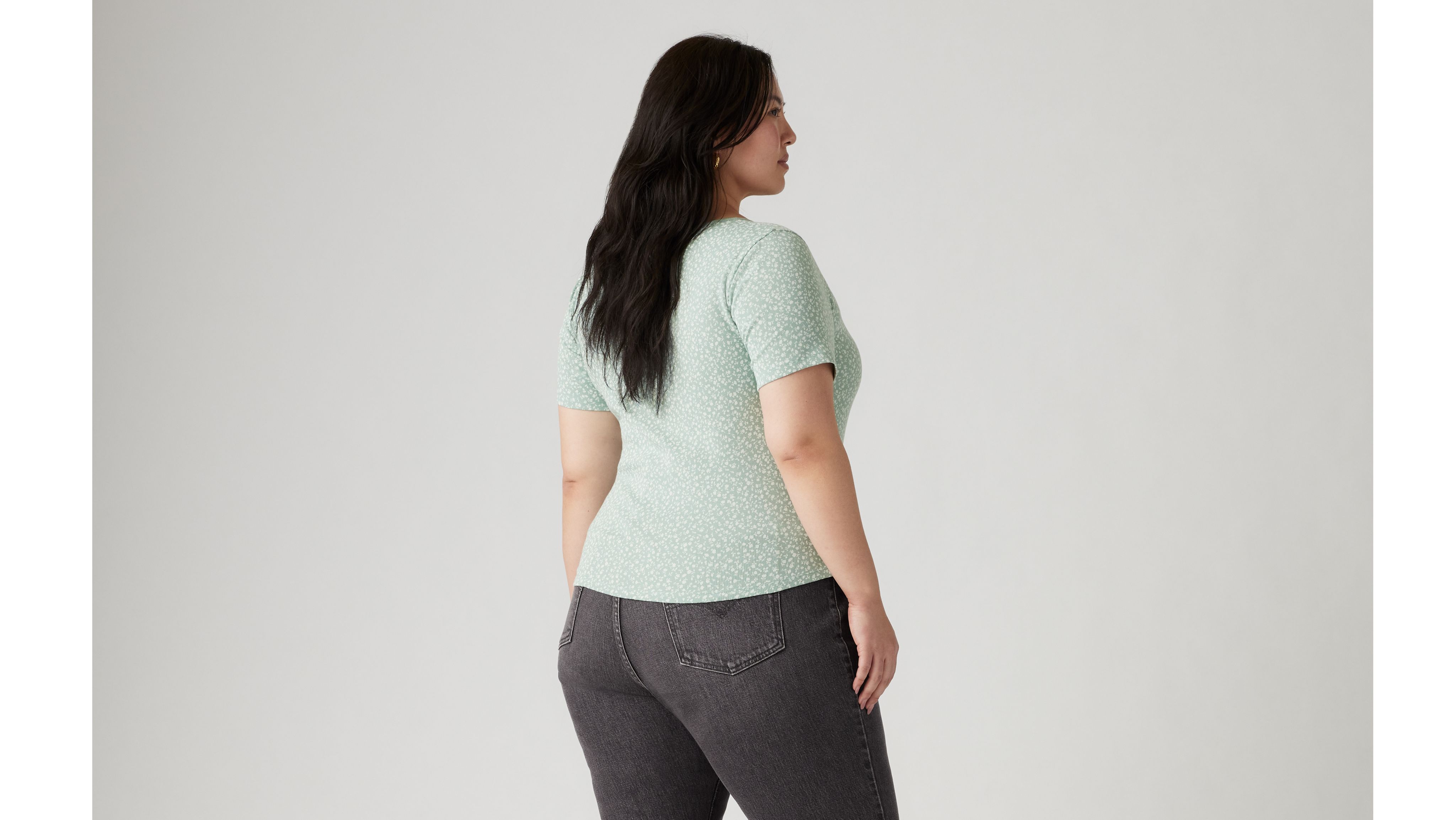 

Футболка Honey (большие размеры) Levi's, цвет Alarcon Floral Blue - Green