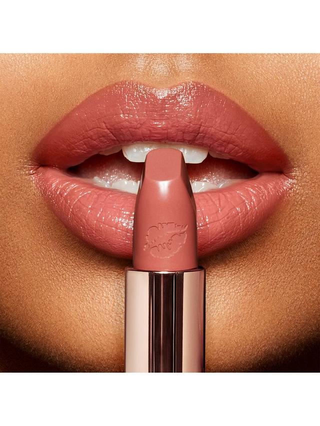 Помада Hot Lips 2.0 K.I.S.S.I.N.G Charlotte Tilbury, In Love With Olivia, 3.5 г — фото 3