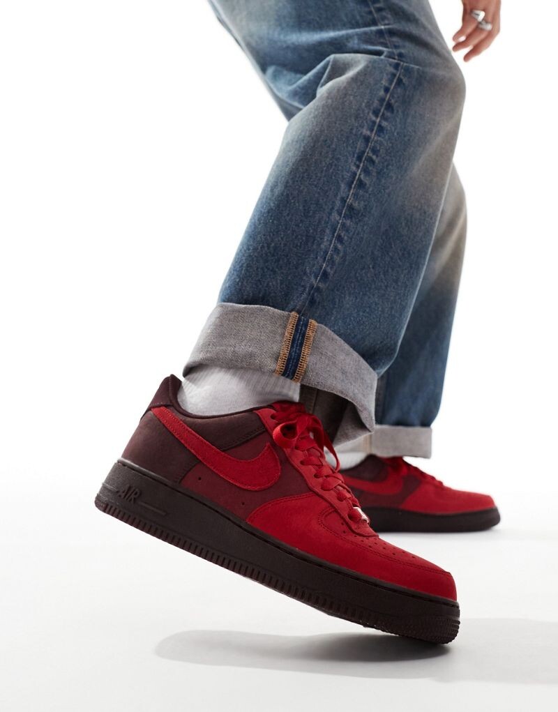 

Красные кроссовки Nike Air Force 1 '07, Красный, Красные кроссовки Nike Air Force 1 '07