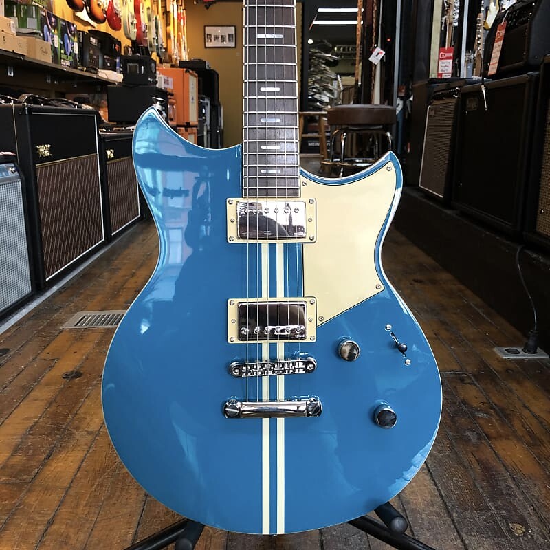 

Электрогитара Yamaha Revstar Standard RSS20 Solid Body Swift Blue w/Padded Gig Bag