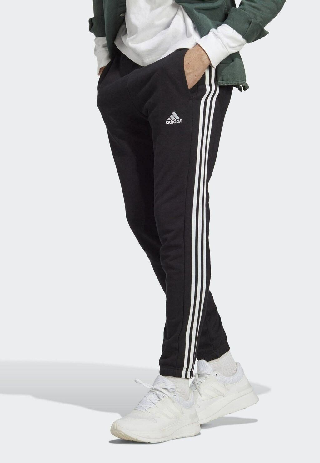 

Спортивные брюки Essentials French Terry Tapered adidas Sportswear, цвет black white