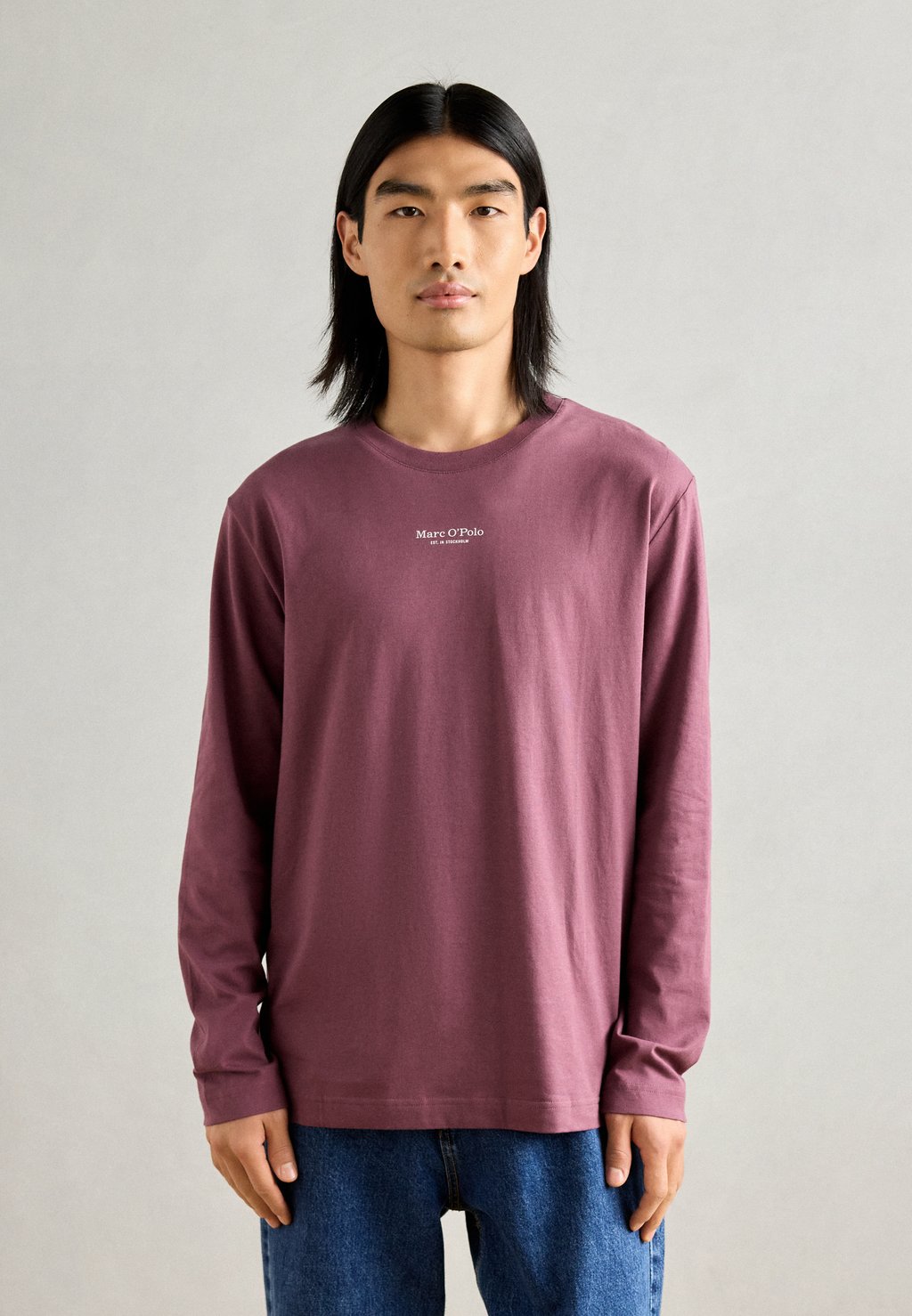 

Футболка с длинным рукавом LOGO PRINT AT CENTRE FRONT RIBBED NECK TRIM Marc O'Polo, сиреневый
