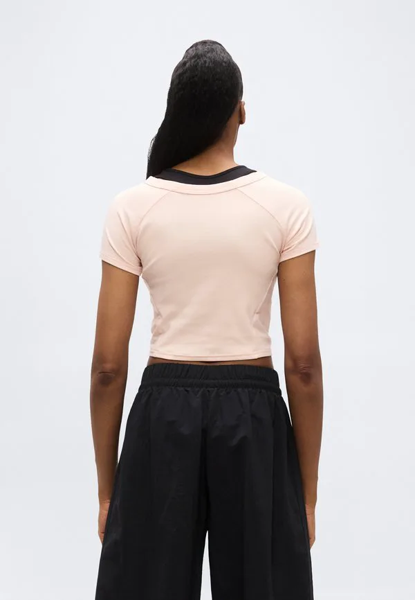 Футболка с принтом Adidas Sportswear, Blush Pink — фото 3