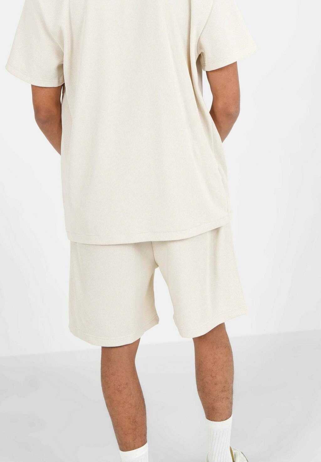 

Шорты PLEATED Sixth June, бежевый