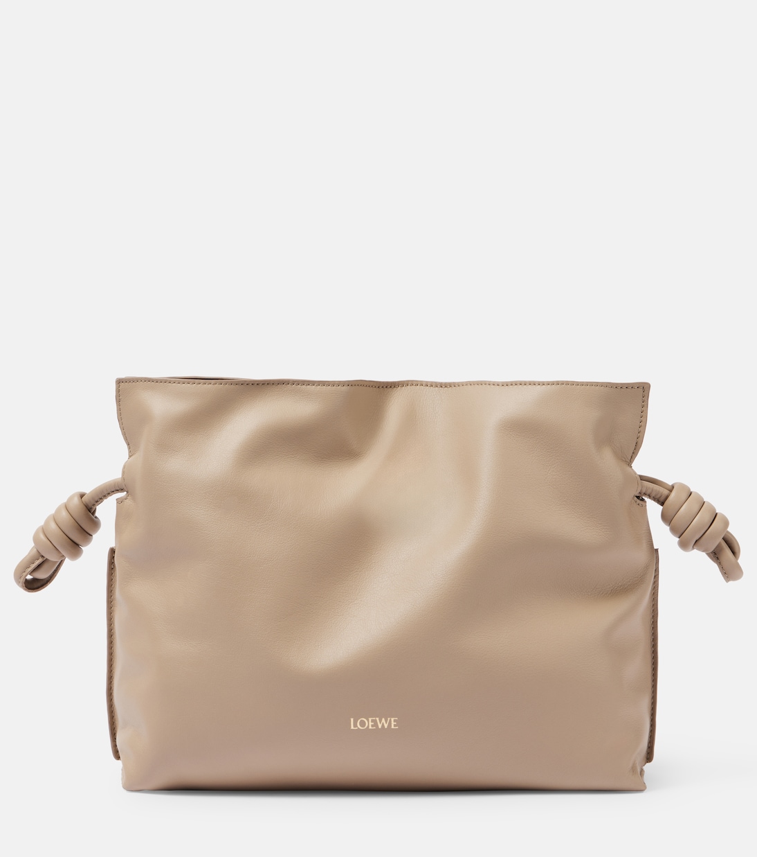 

Средний кожаный клатч Flamenco Loewe, песочный