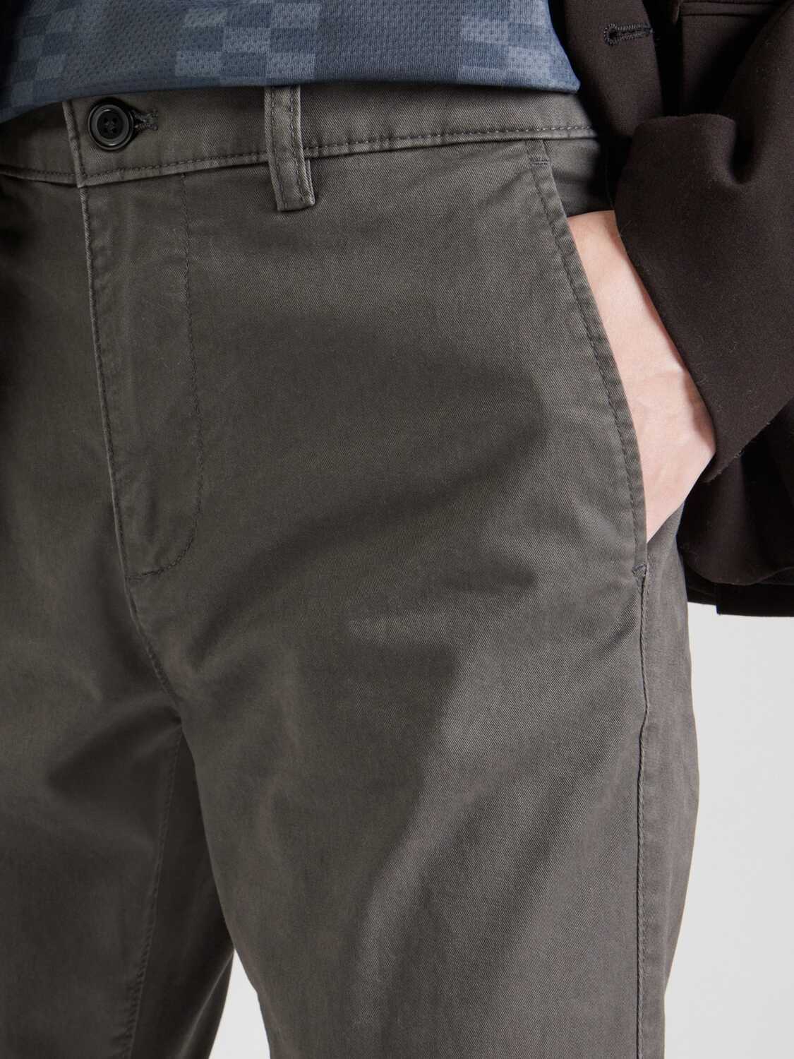GAP Узкие брюки чинос 'V-ESSENTIAL' в цвете антрацит — фото 2