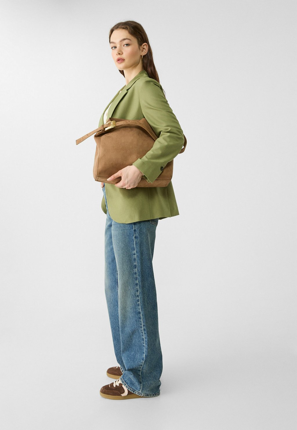 

Сумка SHOULDER WITH BUCKLE Stradivarius, коричневый