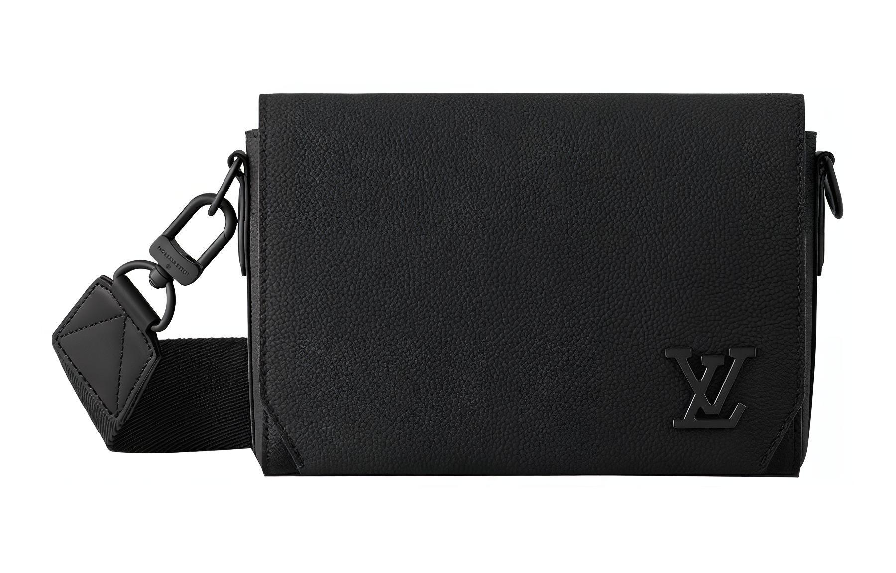 

LOUIS VUITTON Сумка через плечо