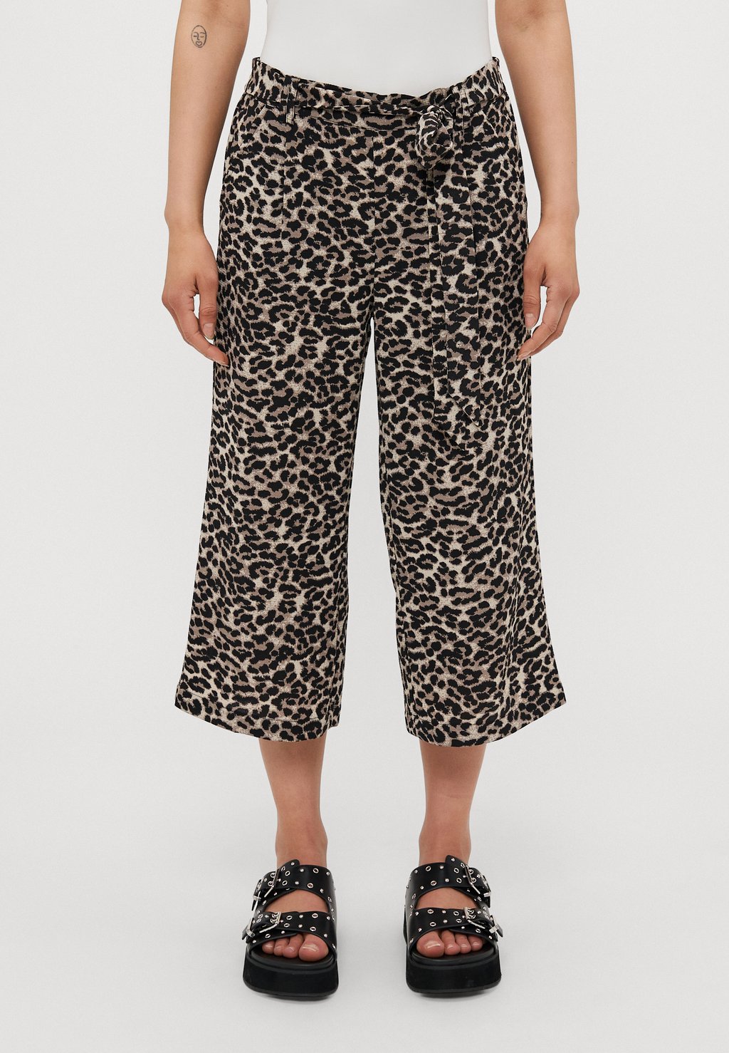 

Брюки ONLWINNER LIFE CULOTTE ONLY Petite, бежевый