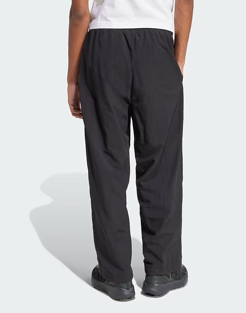 Брюки performance Essential с небольшим логотипом и открытым краем, черного и белого цветов Adidas Performance — фото 4
