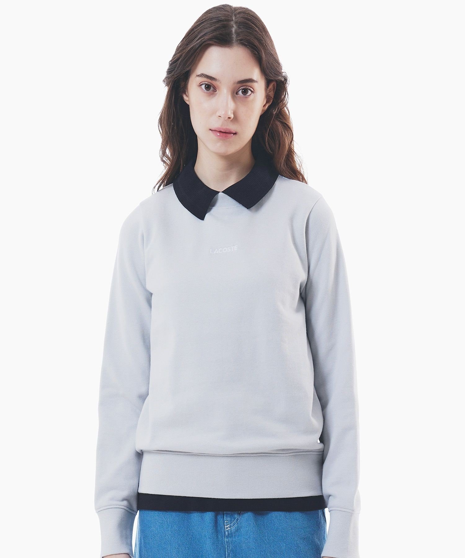 Толстовка LACOSTE с круглым вырезом и вышитым логотипом, светло-серая — фото 2
