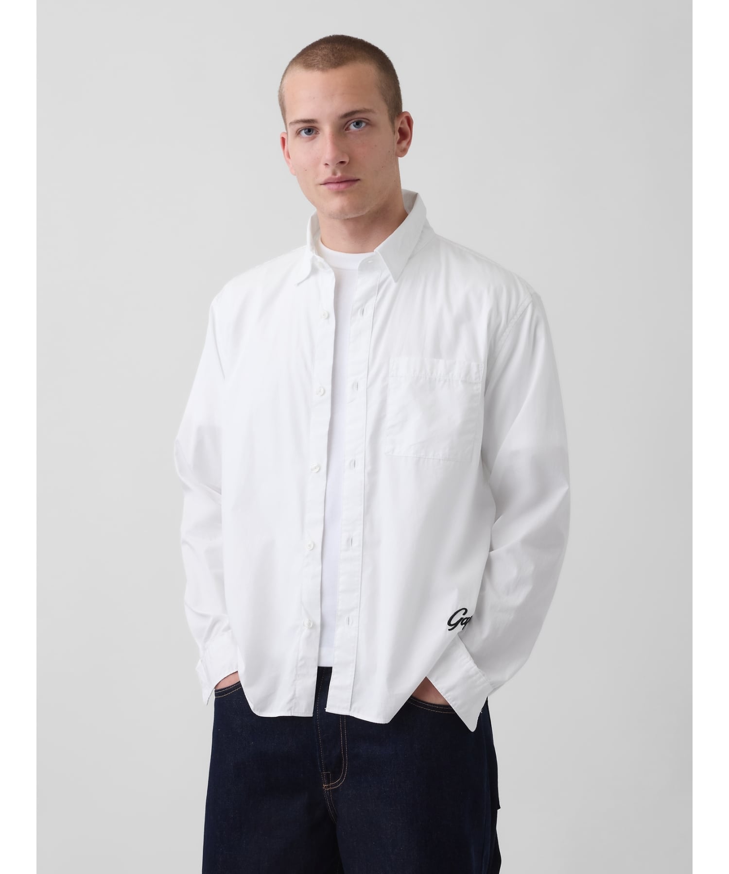 (U) Рубашка из органического хлопка свободного кроя с логотипом GAP из поплина, WHITE_V2_GLOBAL