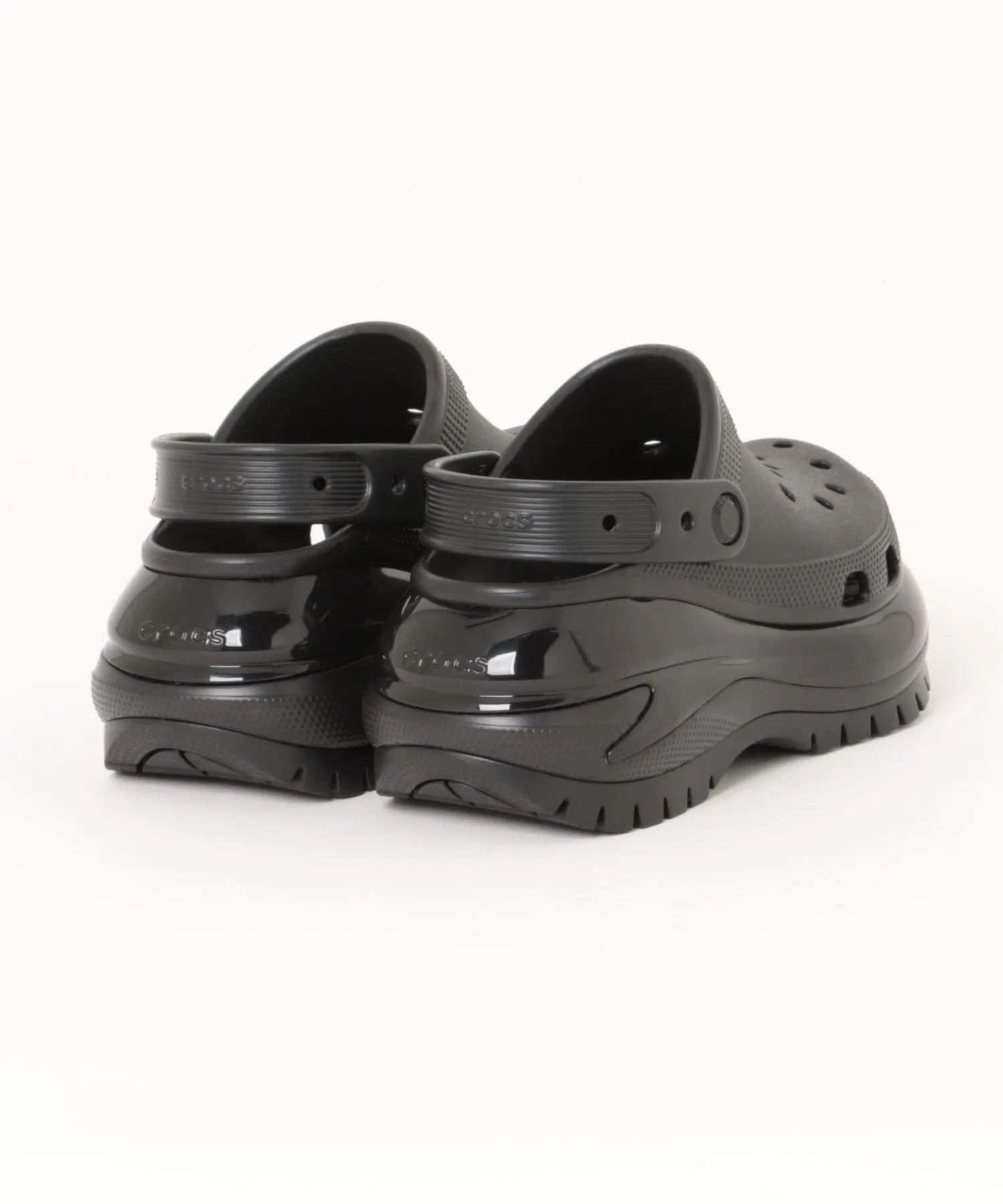 Унисекс сандалии Crocs Mega Crush Clog белые — фото 2