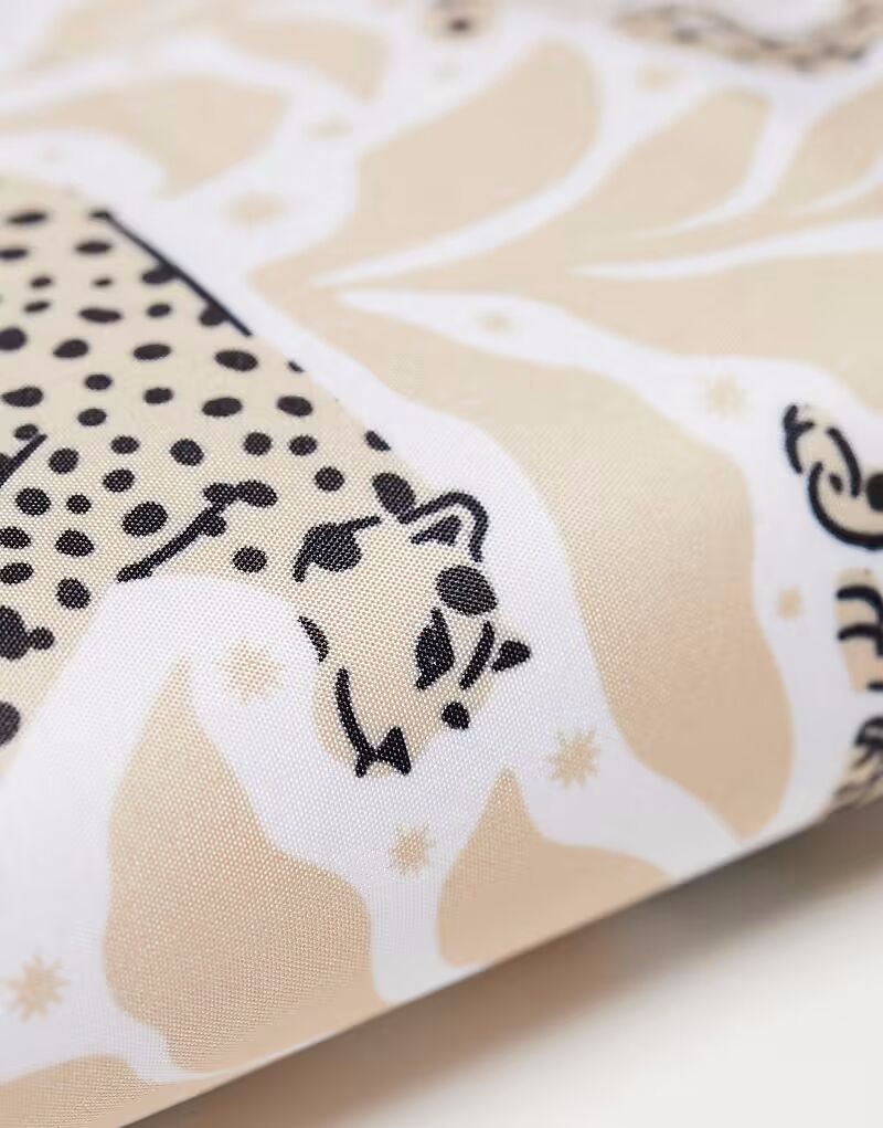Футляр для кистей для макияжа Flat Lay Co. в нейтральном цвете Flat Lay Company — фото 4