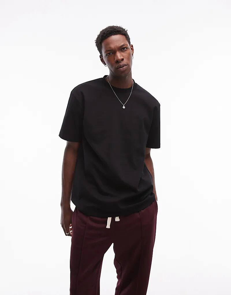

Футболка Topman премиум-класса, свободного кроя, плотностью 300 г/м², черного цвета