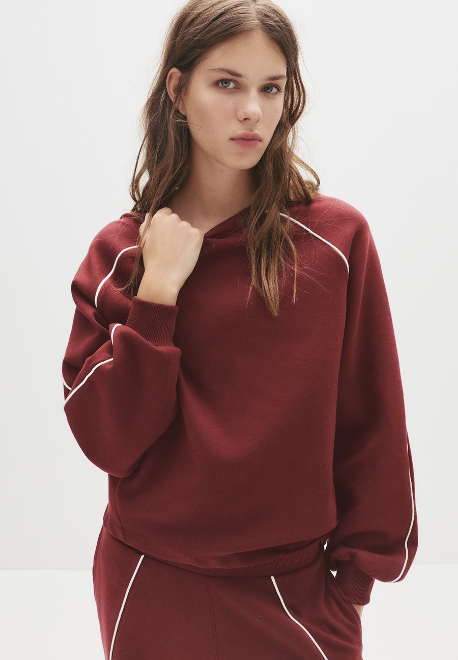 

Толстовка PULL&BEAR Sweatshirt, Dark Red