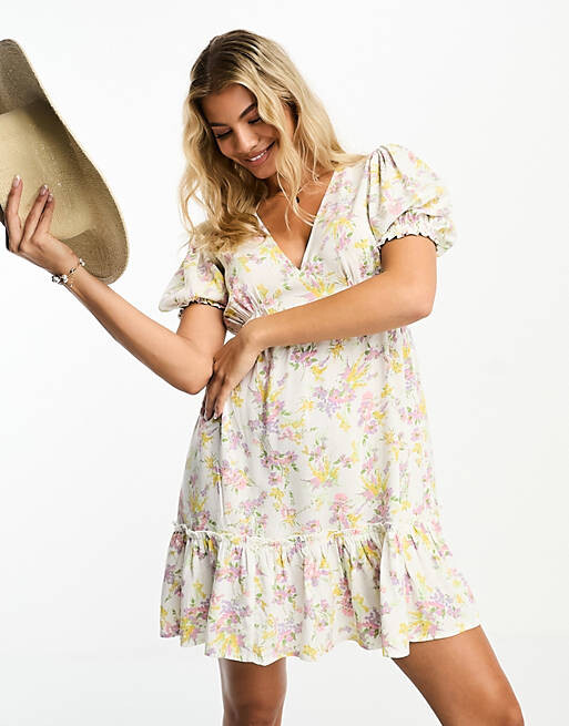 

Свободное платье мини на пуговицах с луговым цветочным принтом Miss Selfridge