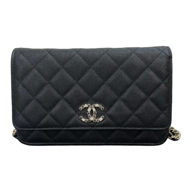 

CHANEL Сумка через плечо из тисненой телячьей кожи