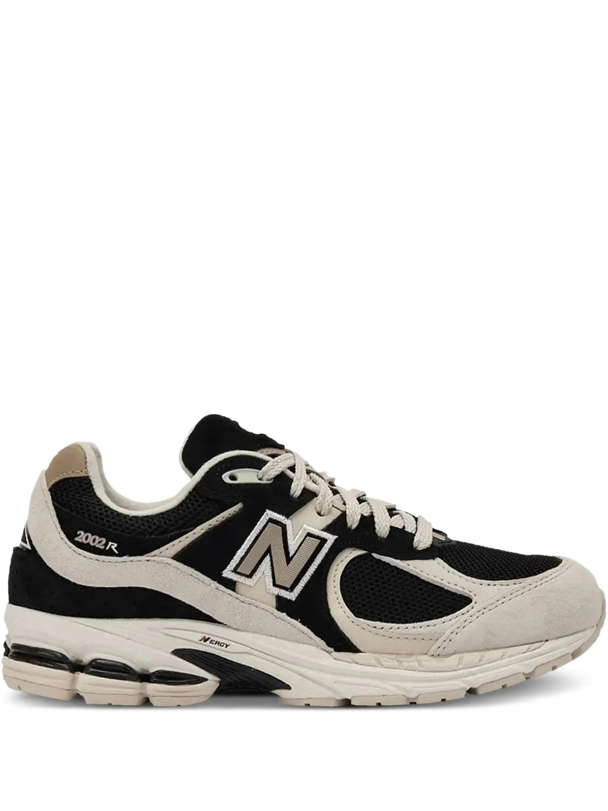 

Кроссовки 2002R со вставками New Balance, черный